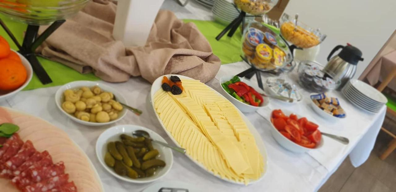 Hotel Oskar Hrib-Loski Potok Екстер'єр фото